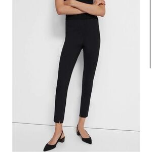 Theory Skinny Leggings in Scuba 00